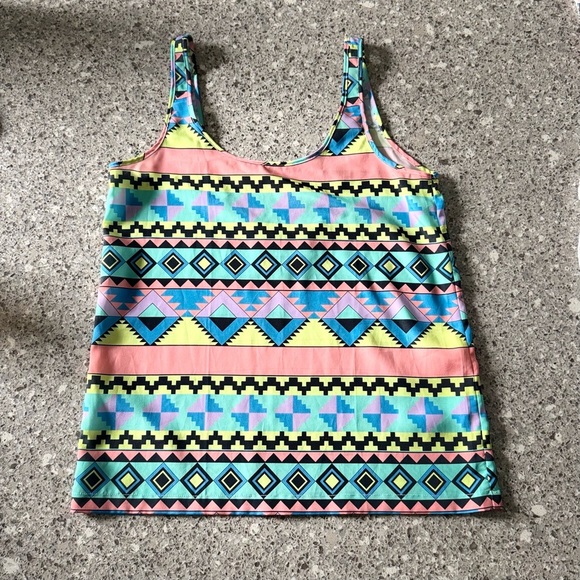 NASTY Gal Whitney Eve Colorful Geometric Print Women's Tank Top - Size Small ⭐ - Picture 3 of 10